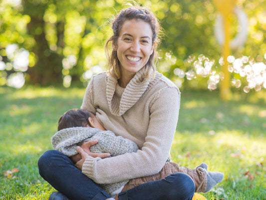 Our Best Tips for Breastfeeding in Public