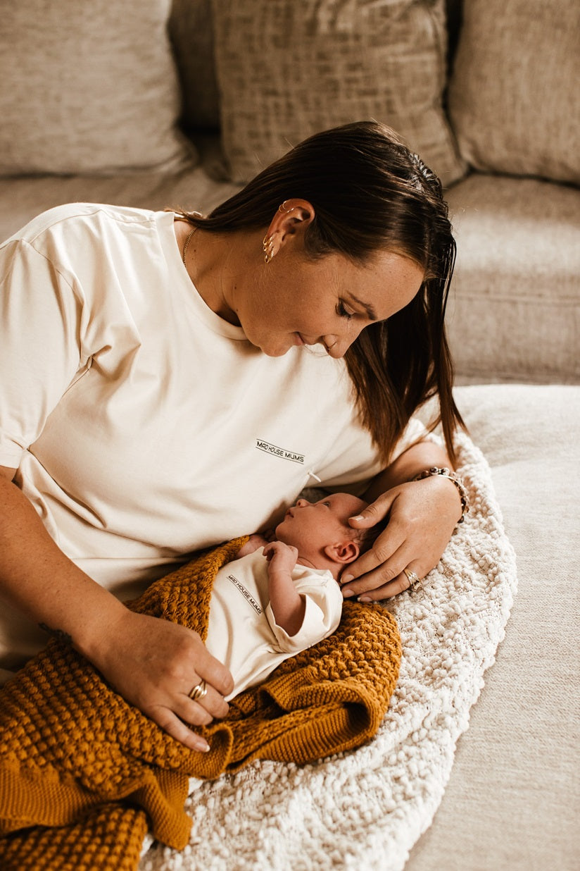 Sandy Days Breastfeeding T-Shirt