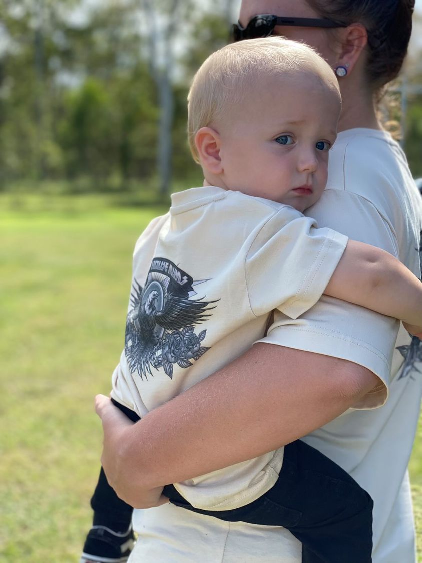 Breastfeeding Tee | Relaxed Fit | Sandy Days | Mummy and Me Tee